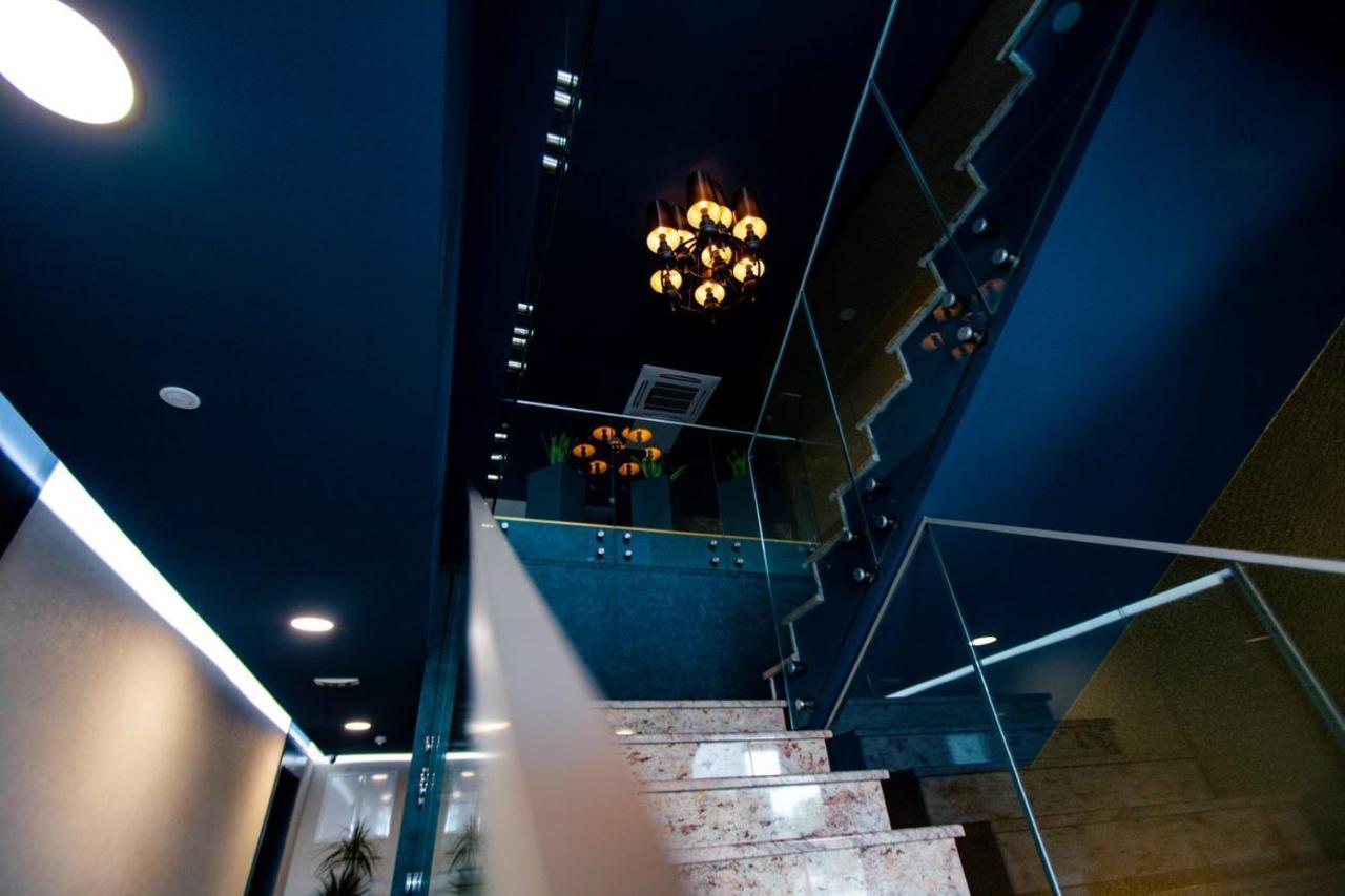 Hotel Lobby Bihać Buitenkant foto