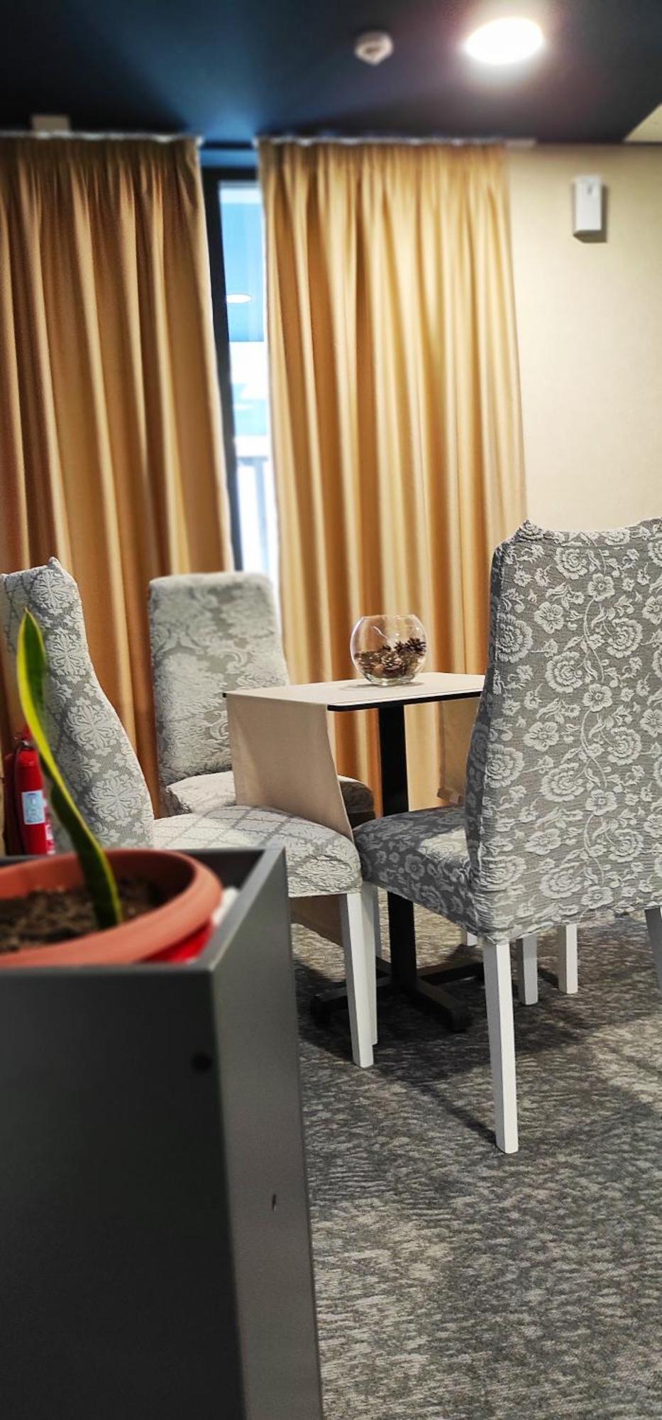 Hotel Lobby Bihać Buitenkant foto