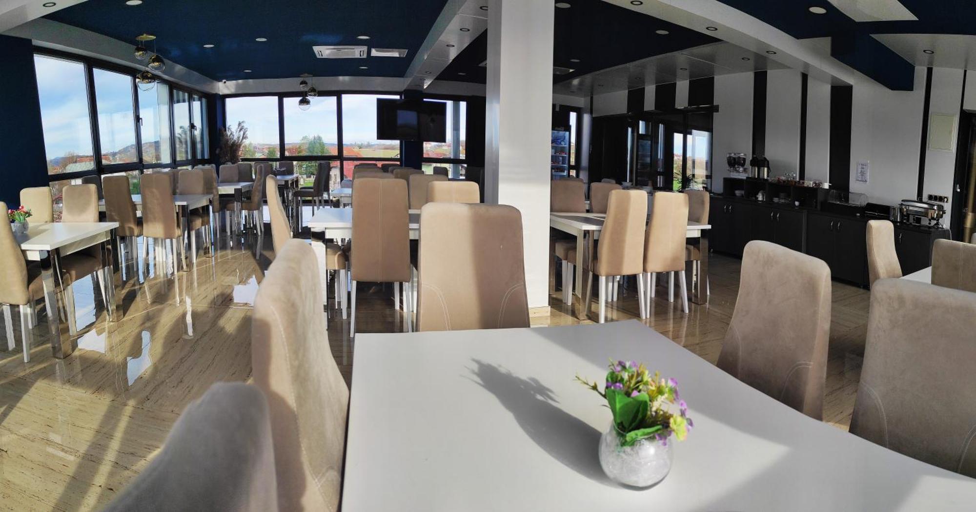 Hotel Lobby Bihać Buitenkant foto
